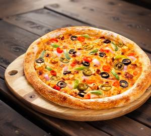 Cheesy jalapeno pizza