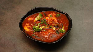Chicken With Broccoli & Oyster Chilly Gravy