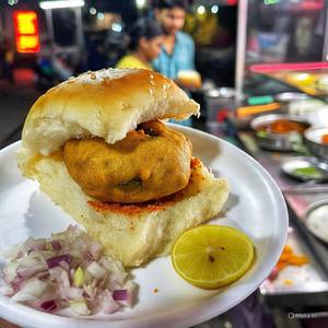 Vadapav