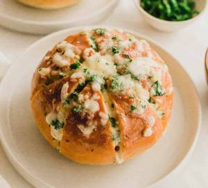 Garlic korean cream cheese bun