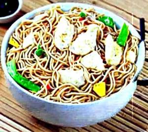 Egg Hakka Noodles