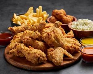 8 Pcs Broasted Big+2 Bun + French Fries + Garlic Dip +tomato Kecthup