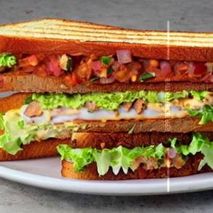 Mexican Potato Sandwich [Chefs special]