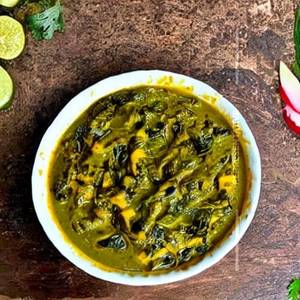 Matar palak                                                                                        