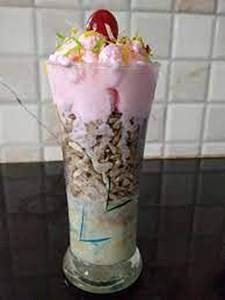 Avil Milk With Icecram