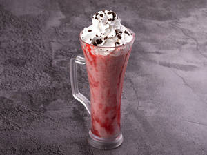 Strawberry Oreo Frappe