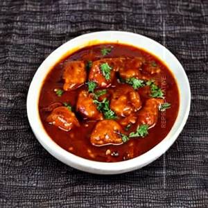 Chilli chicken schezwan gravy