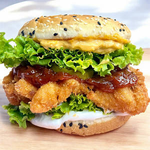 Mexican Crispy Chicken Burger