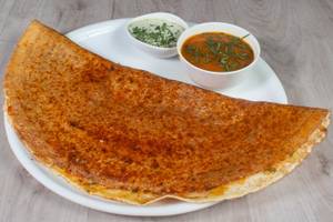 Butter masala dosa