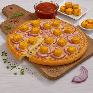 Paneer Onion Pizza