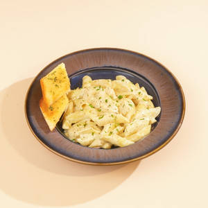 Alfredo Mushroom Pasta