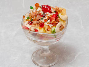 FRUIT SALAD WITH ICE CREAM
