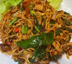 Spicy Chicken Noodles 