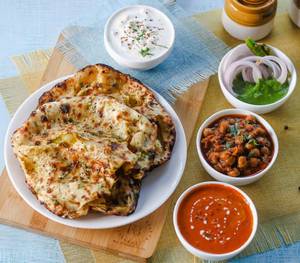 Spl. Chur Chur Naan Thali (serves 1)