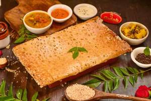Rawa Paneer Dosa