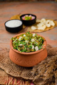 Hydrabadi Biryani (with Raita)