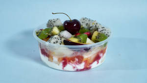 Vanilla With Fresh Fruit