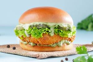 Chimichurri Crispy Chicken Burger