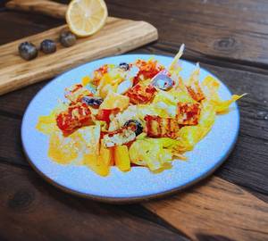 House Salad In Peri Peri Dressing