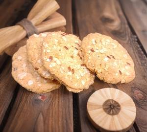 Multi green biscuits