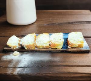 Garlic Bread Ts