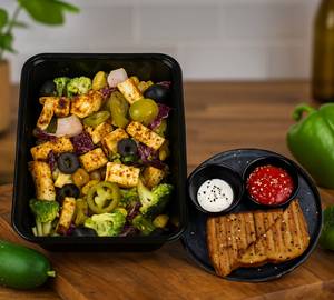 Gourmet Paneer Chipotle Salad Combo