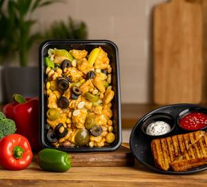 Gourmet Chicken Chipotle Salad Combo