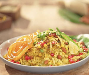 Indori Poha + 50g Jalebi (rw)