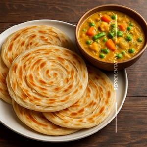 Kerala Parotta 3 + Kadala Curry