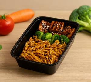 BBQ Chicken Pasta With Broccoli.