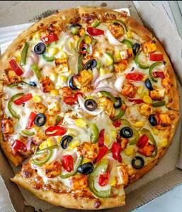 White Chilli Special Pizza