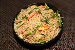 Chicken Hakka Noodles