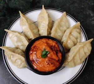 Spicy Chicken Momos