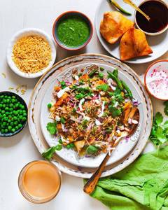 Aloo Tikki +Samosa Chat