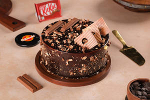 Choco Crunch Kitkat Cake [500 G]