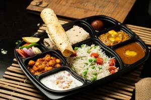 Olives Shahi Veg Thali