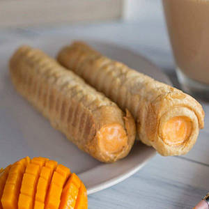 Mango Cream Roll