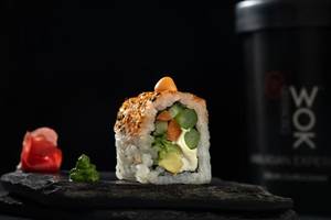 Yasai Uramaki Roll