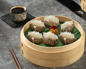 Exotic Mushroom Dimsums In Truffle Oil [6 Pcs]