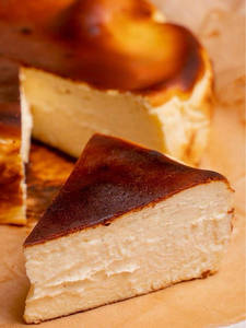 Basque Burnt Cheese Cake