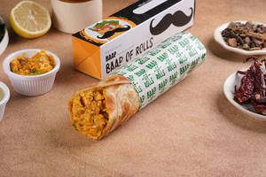 Achari Paneer Roll