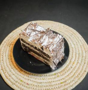 Black Forest Pastry [1 Piece]