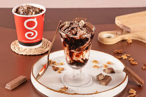 Kit-kat Sundae