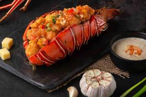 Lobster In Butter Garlic Sauce