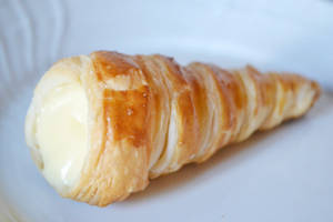 Vanilla  Cream Roll