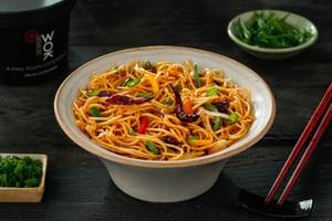 Chilli Garlic Noodles (Veg)
