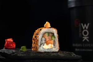 Spicy Salmon Roll