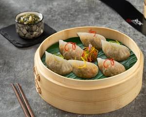 Veg Chilli Garlic Dimsums [6 Pcs]