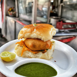 Cheese Garlic Vada Pav