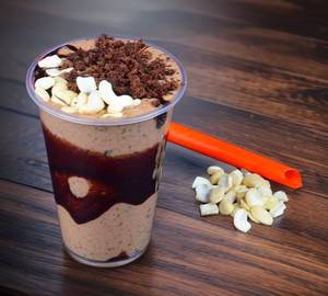 Wow brownie crunchy nuts thick shake